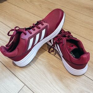 Maroon adidas shoes men’s size 11.5